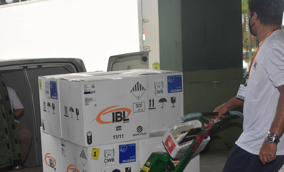 Mais 61 mil vacinas contra a Covid-19 para crianças chegam ao Estado nesta quinta