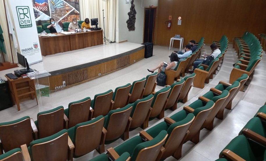 Abertura de envelopes de preços da nova iluminação da BR-277 nos municípios de Foz do Iguaçu, Santa Terezinha de Itaipu e São Miguel do Iguaçu