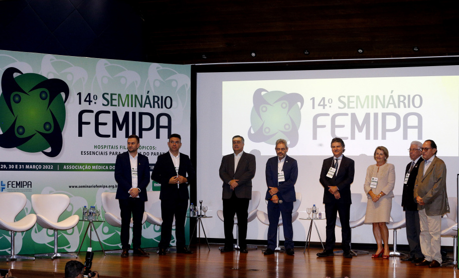 O secretário de Estado da Saúde, Beto Preto, lançou o Programa Opera Paraná.