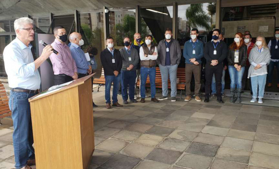 Novos veículos vão agilizar a assistência técnica aos agricultores do Paraná