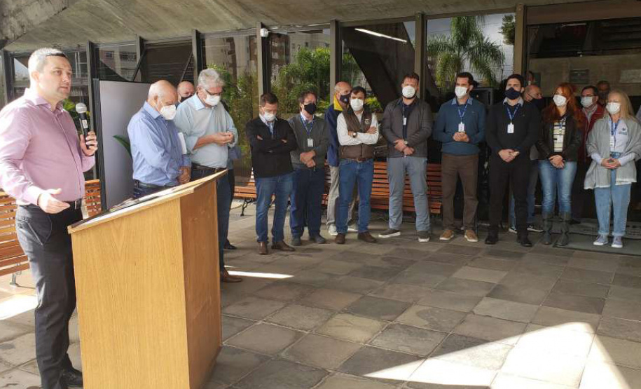 Novos veículos vão agilizar a assistência técnica aos agricultores do Paraná