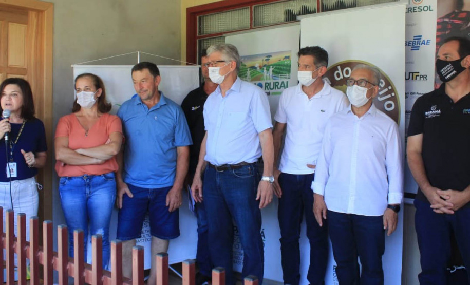 Rota do Queijo Paranaense lança mapa das queijarias e recebe agentes de viagens
