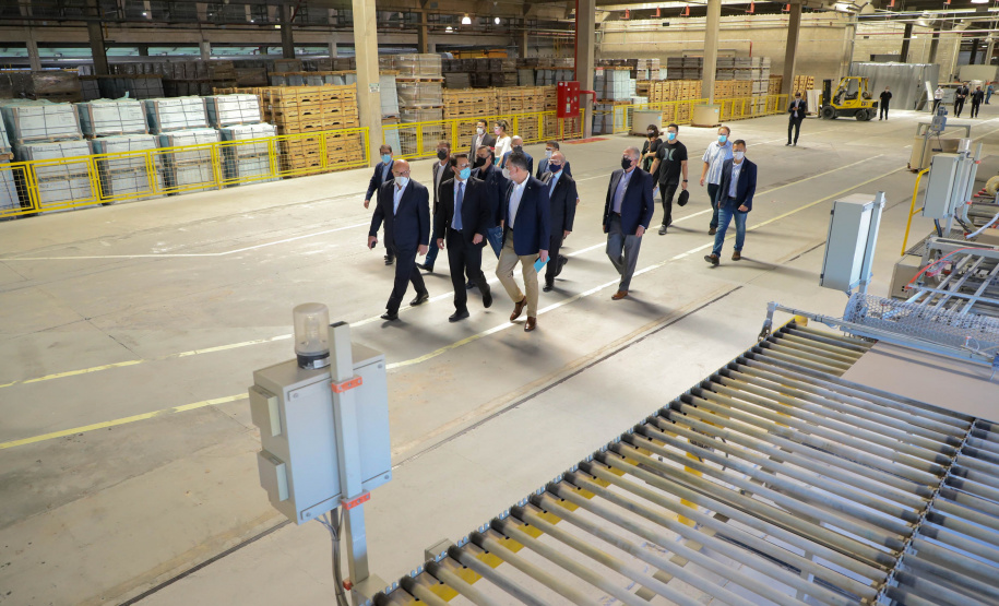 Governador Carlos Massa Ratinho Junior Visita a Fabrica da Incepa em Campo Largo.