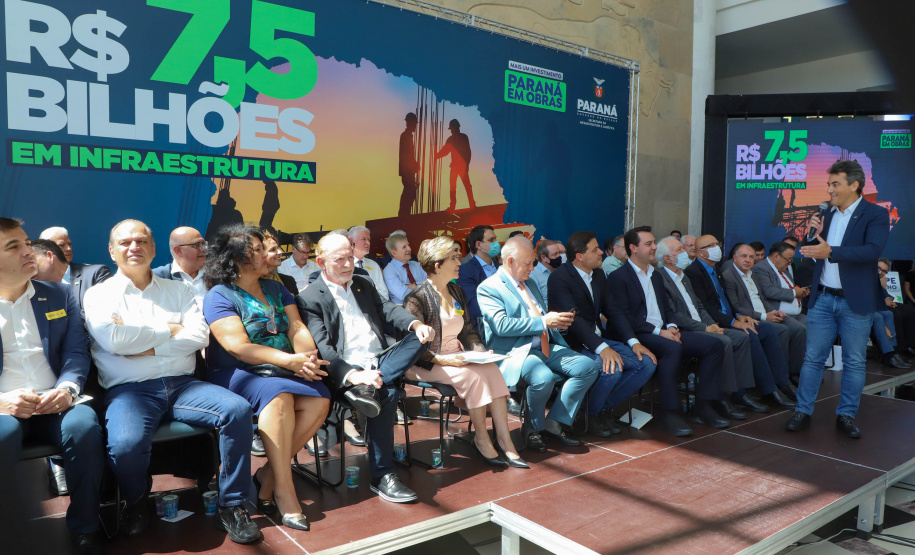 Governo confirma investimentos de R$ 130 milhões em rodovias do Paraná