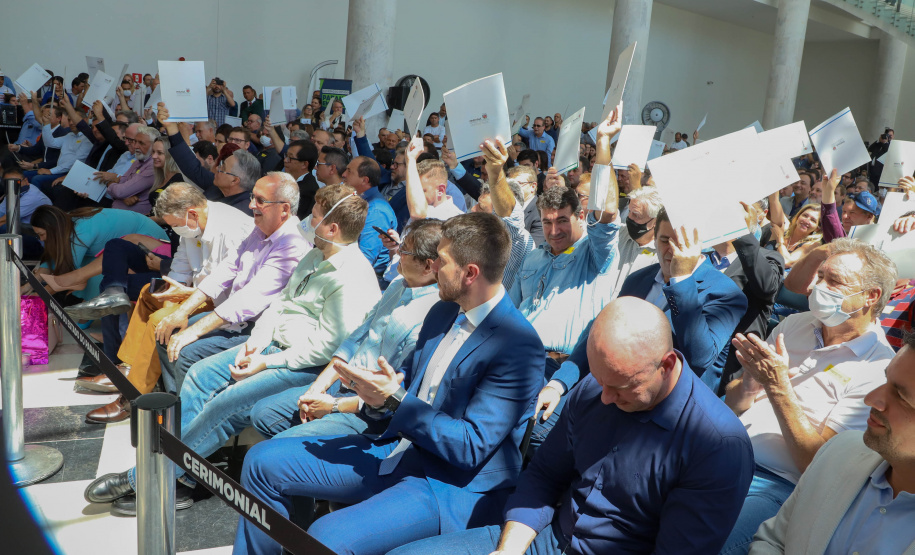 Governo confirma investimentos de R$ 130 milhões em rodovias do Paraná