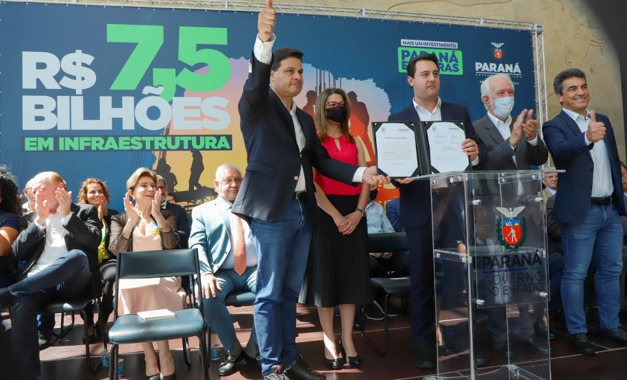 Governo confirma investimentos de R$ 130 milhões em rodovias do Paraná