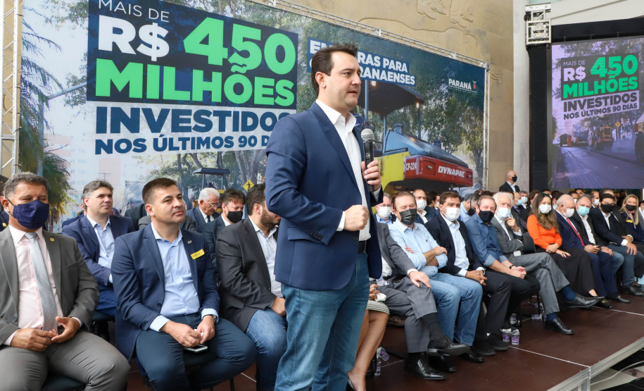 Governador Carlos Massa Ratinho Junior Libera 420 Milhoes para açoes de Desenvolvimento Urbano em quase 300 Municipios do Estado. Foto: Ari Dias/ AEN.