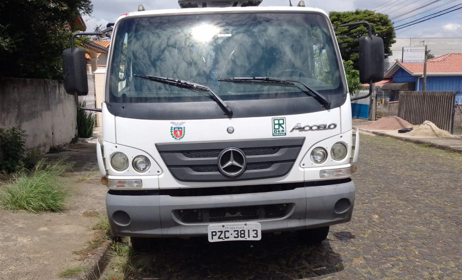 DER apresenta novos guinchos mecânicos -  Curitiba, 14/-3/2022