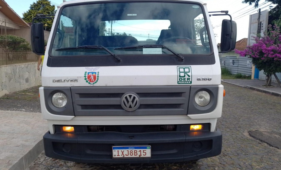 DER apresenta novos guinchos mecânicos -  Curitiba, 14/-3/2022