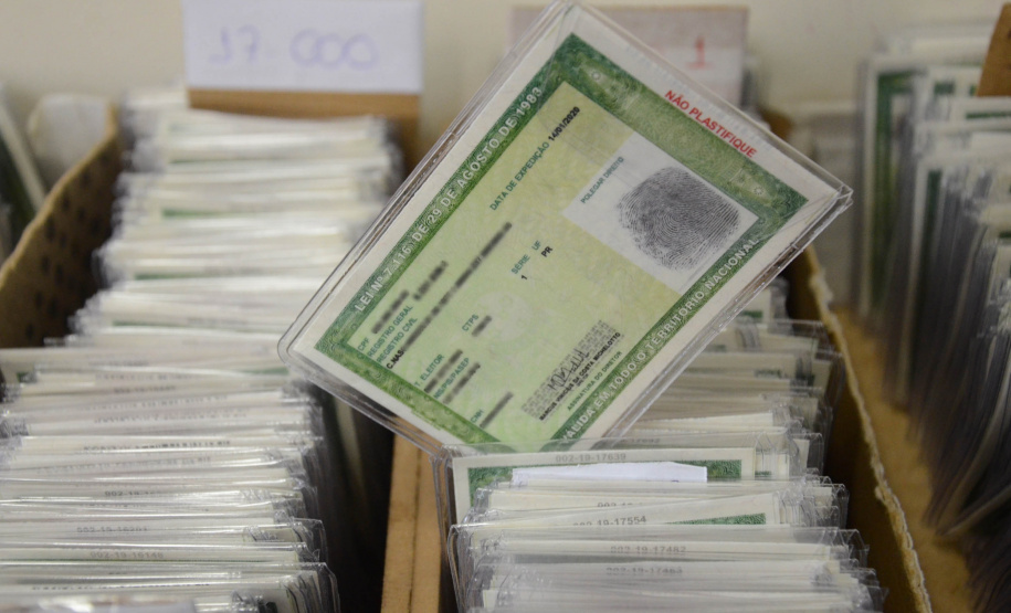 Cerca de 24% das pessoas que agendam atendimento presencial para RG não comparecem
