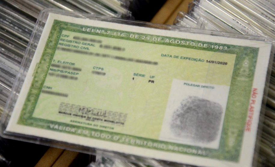 Policia Civil confecciona 320 RGs em Guaraqueçaba