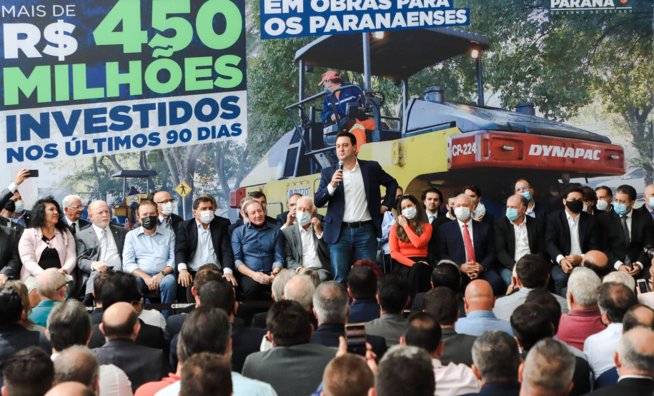 Governo investe mais de R$ 450 milhões em obras urbanas nos municípios do Paraná