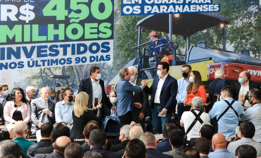 Governo investe mais de R$ 450 milhões em obras urbanas nos municípios do Paraná