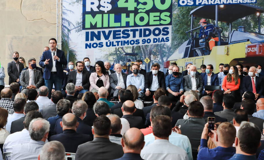 Governo investe mais de R$ 450 milhões em obras urbanas nos municípios do Paraná