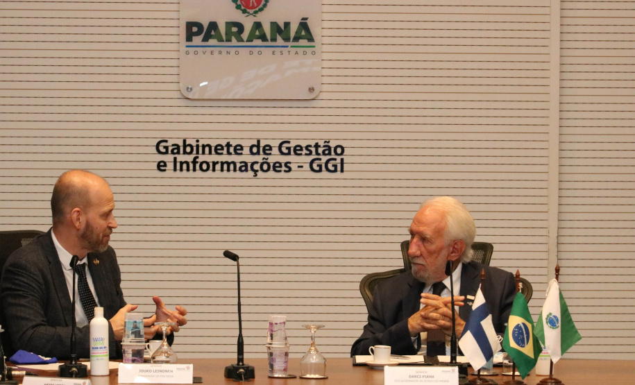 Paraná busca parceria com a Finlândia para modernizar educação
