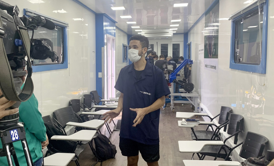 Capacitação oferecida pelos cursos das Carretas do Conhecimento muda realidade de paranaenses