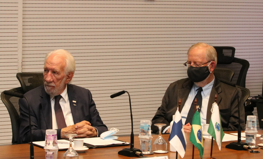 Paraná busca parceria com a Finlândia para modernizar educação