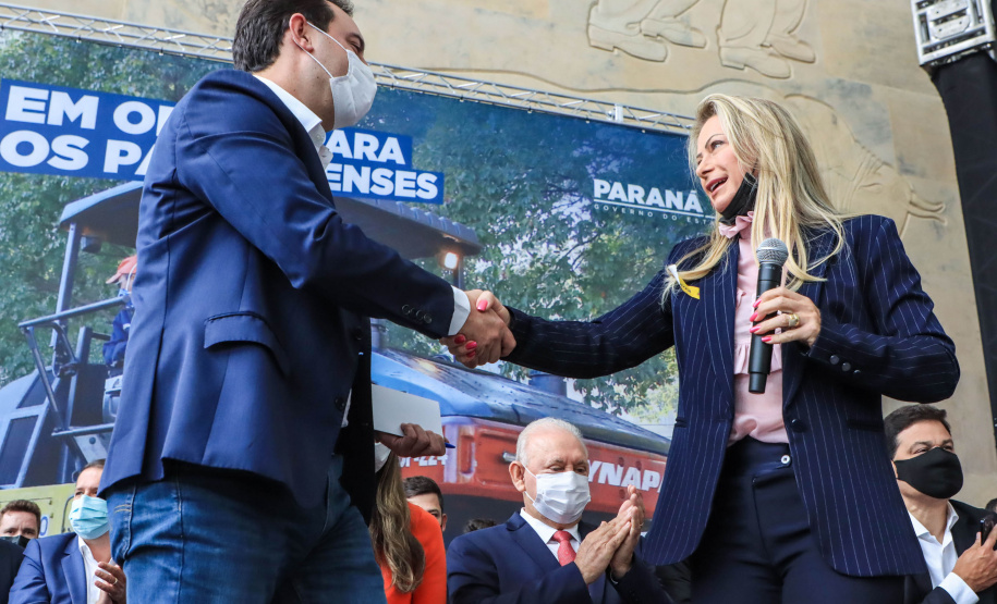 Governo investe mais de R$ 450 milhões em obras urbanas nos municípios do Paraná
