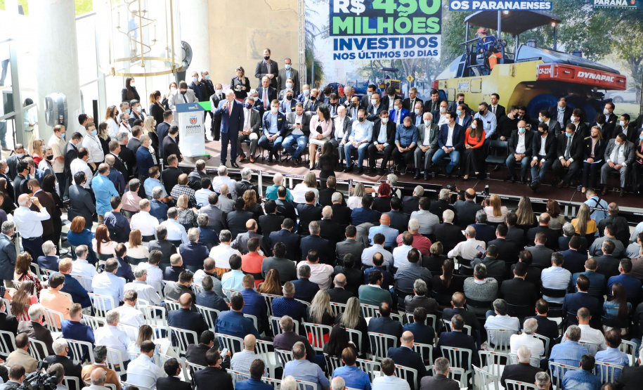 Governo investe mais de R$ 450 milhões em obras urbanas nos municípios do Paraná