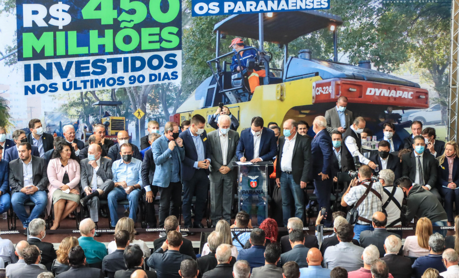 Governo investe mais de R$ 450 milhões em obras urbanas nos municípios do Paraná