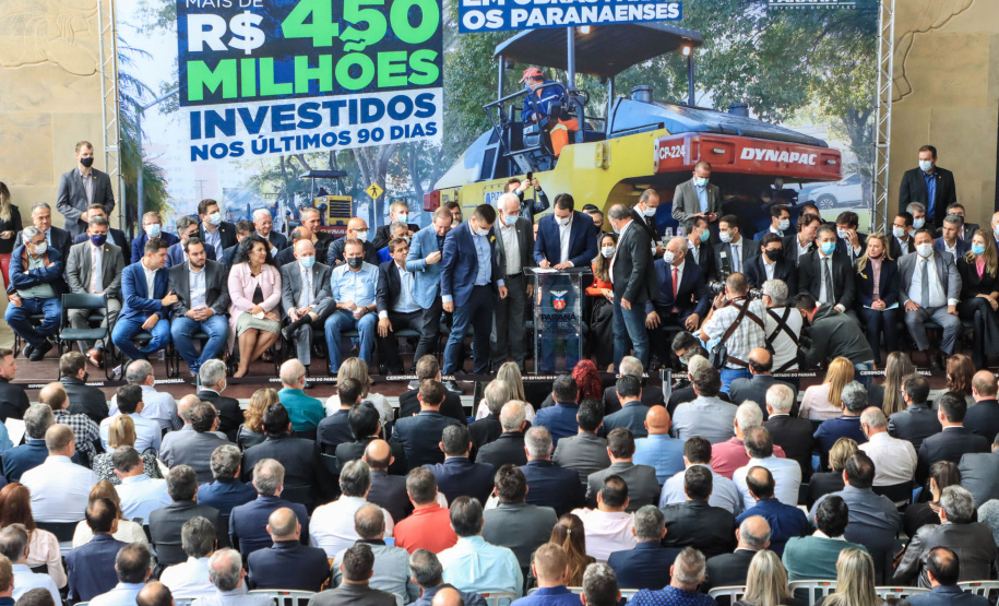 Governo investe mais de R$ 450 milhões em obras urbanas nos municípios do Paraná
