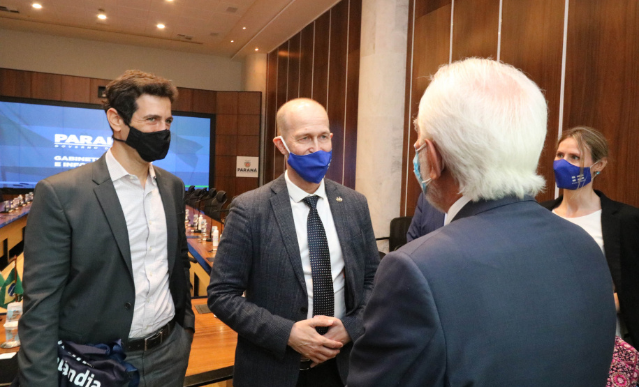 Paraná busca parceria com a Finlândia para modernizar educação