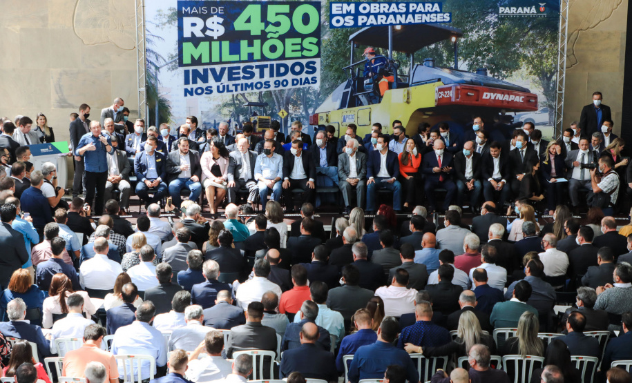Governo investe mais de R$ 450 milhões em obras urbanas nos municípios do Paraná