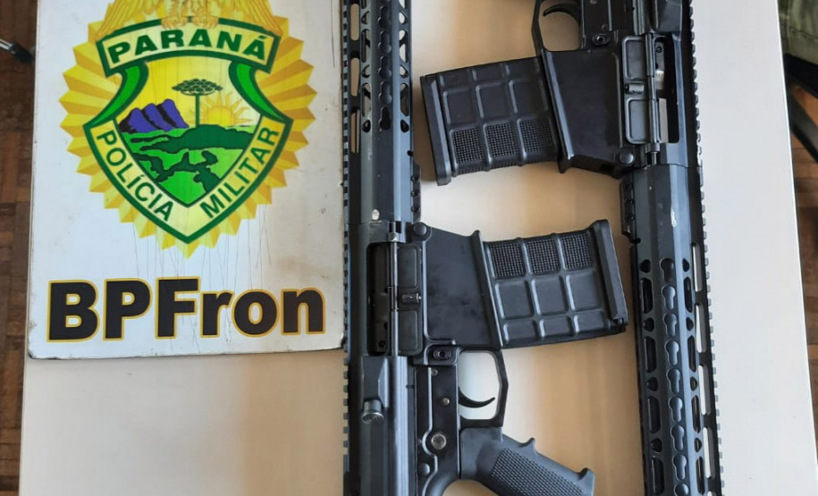 BPFRON apreende dois fuzis durante abordagem a ônibus em Medianeira (PR), no Oeste do estado