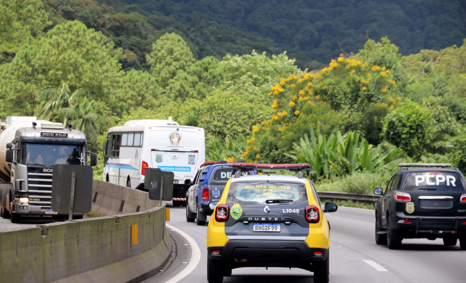 Deppen transfere 47 presos do Litoral à RMC para esvaziar cadeias públicas antes e depois do Carnaval