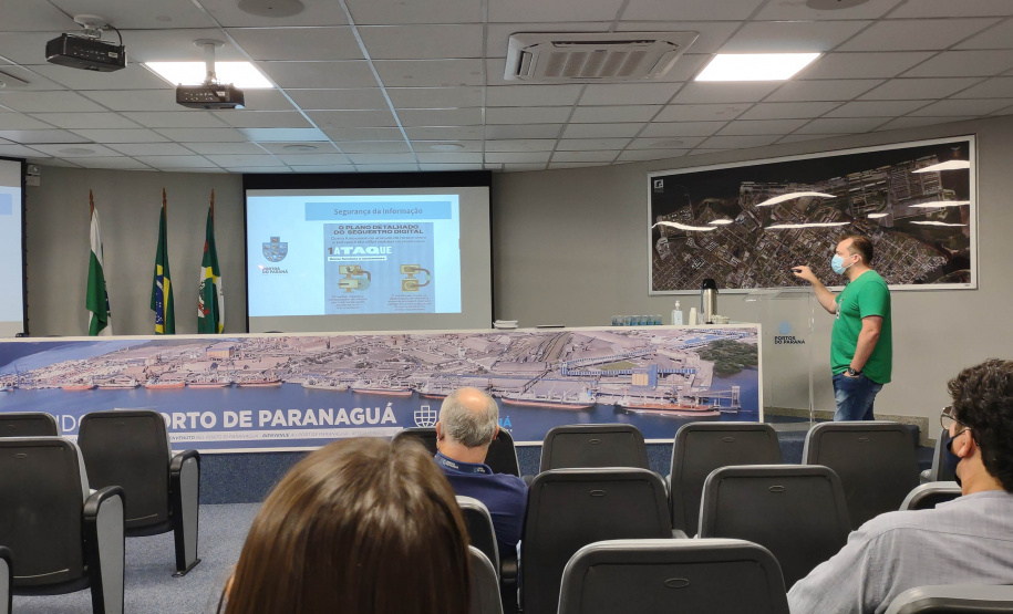 Portos do Paraná capacita empregados contra ataques cibernéticos