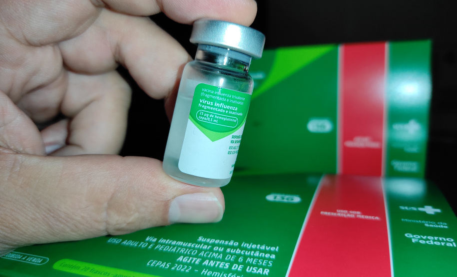 Primeiro lote de vacinas contra a gripe chega ao Paraná