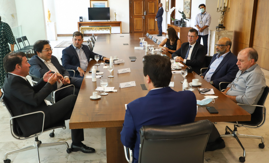 O governador Carlos Massa Ratinho Junior recebe nesta segunda-feira(7), o Presidente da Renault do Brasil, Ricardo Gondo  e o  Presidente da Renault para a América Latina,  Luiz Pedrucci