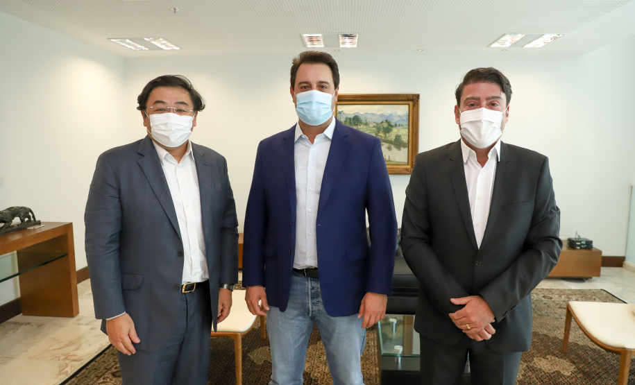 O governador Carlos Massa Ratinho Junior recebe nesta segunda-feira(7), o Presidente da Renault do Brasil, Ricardo Gondo  e o  Presidente da Renault para a América Latina,  Luiz Pedrucci