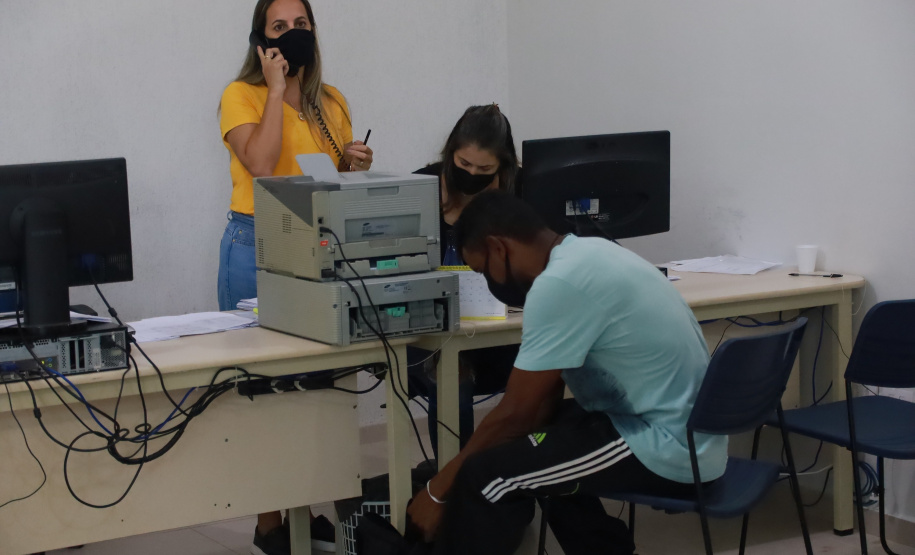 Com 300 vagas abertas, obras na Orla de Matinhos levam emprego à população local