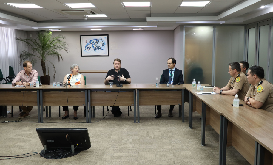 Sesp e Uniasselvi oferecem seminário para policiais integrantes de cursos de especialização e atualização profissional