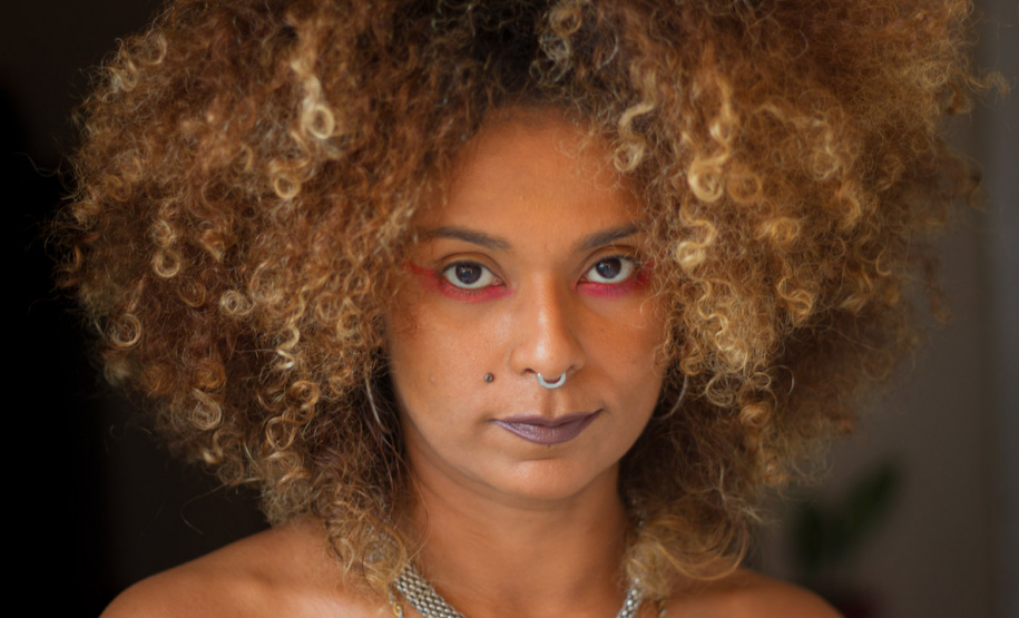 MUPA traz artista indígena para apresentar performance inédita no Brasil