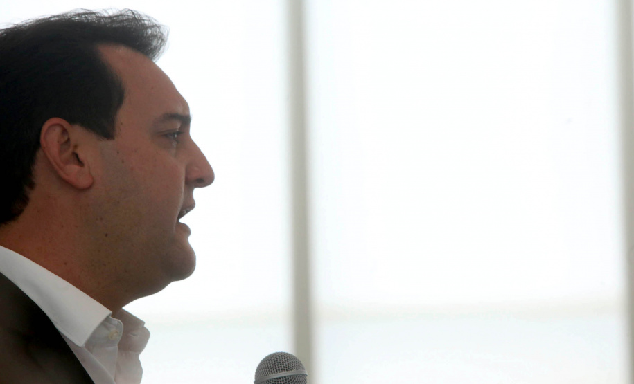 Governador Carlos Massa Ratinho Junior atualizou as regras de ocupação territorial das áreas de mananciais de abastecimento de água situadas na Região Metropolitana de Curitiba (RMC).