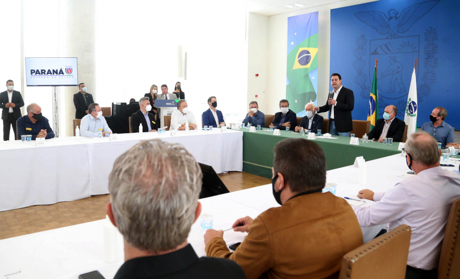 Governador Carlos Massa Ratinho Junior atualizou as regras de ocupação territorial das áreas de mananciais de abastecimento de água situadas na Região Metropolitana de Curitiba (RMC).