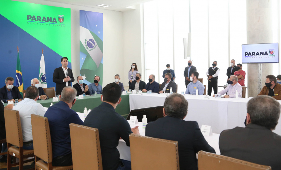 Governador Carlos Massa Ratinho Junior atualizou as regras de ocupação territorial das áreas de mananciais de abastecimento de água situadas na Região Metropolitana de Curitiba (RMC).