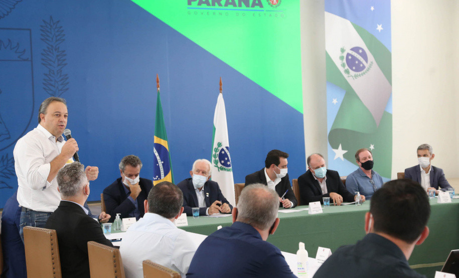 Governador Carlos Massa Ratinho Junior atualizou as regras de ocupação territorial das áreas de mananciais de abastecimento de água situadas na Região Metropolitana de Curitiba (RMC).