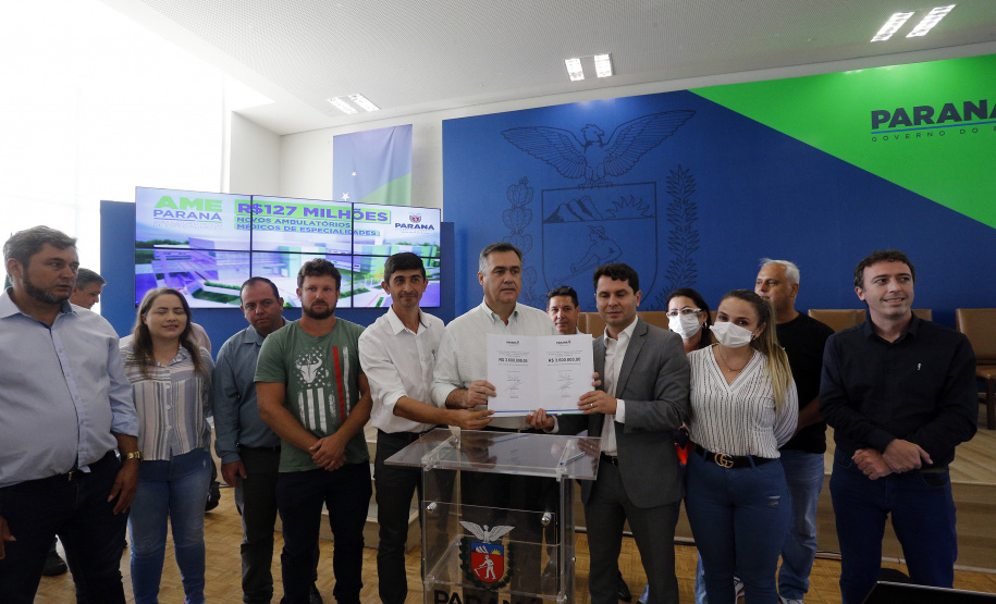 Governo do Estado distribui mais de R$ 104 milhões em obras e reformas para municípios