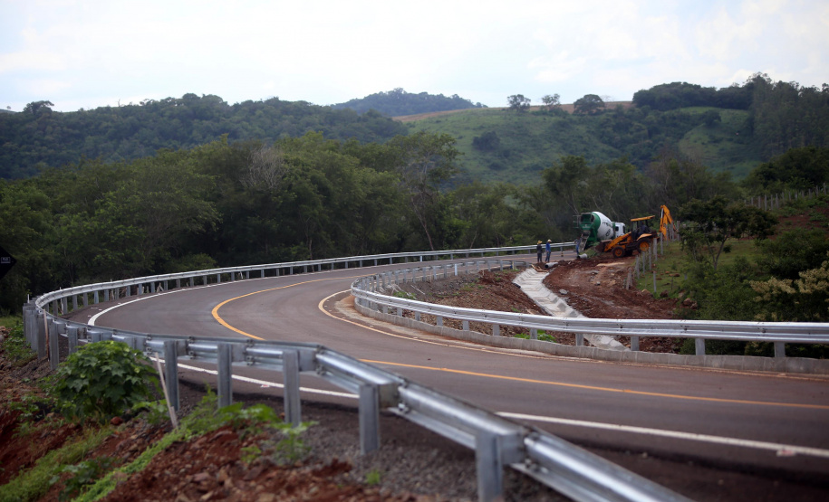 Com reestruturação da PR-650, Godoy Moreira deixa de sofrer com enchentes e ficar “ilhada”