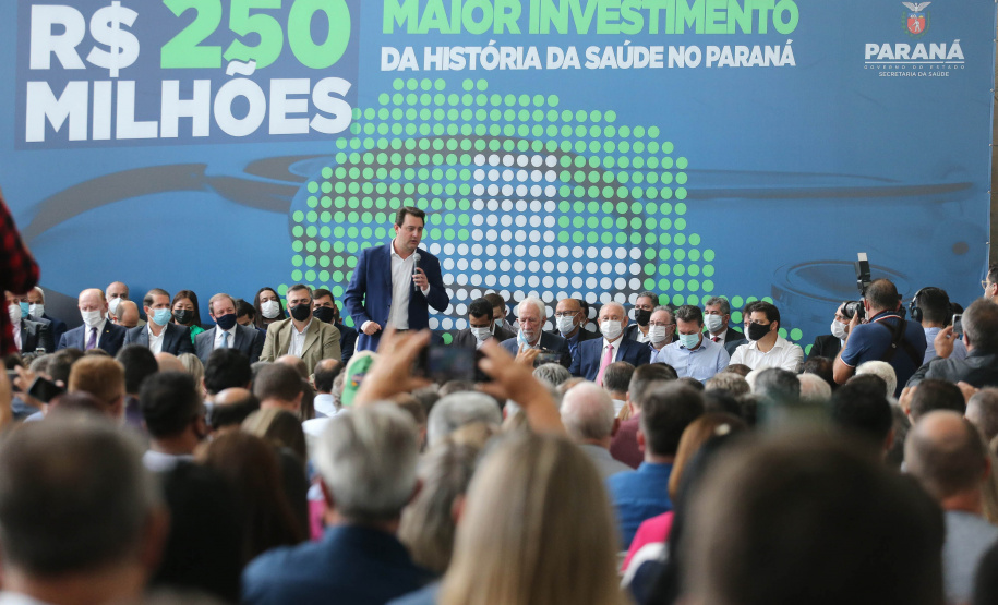 Estado investirá R$ 250 milhões em saúde nos municípios, maior pacote da história do Paraná