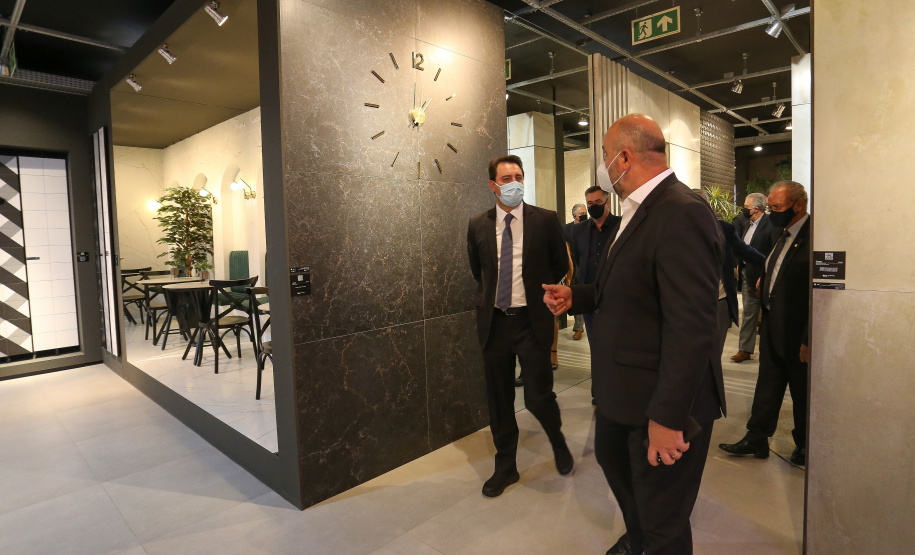 Governador Carlos Massa Ratinho Junior Visita a Fabrica da Incepa em Campo Largo.