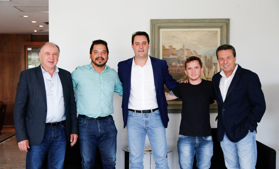 Paraná instala primeira Reserva de Pesca Esportiva em rio