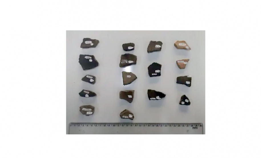 Pesquisa da UEL analisa peças arqueológicas de cerâmicas encontradas em senzalas