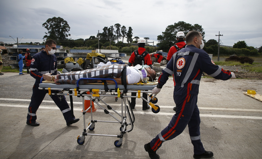 Simulado de cena encerra treinamento da Força Nacional do SUS no Paraná