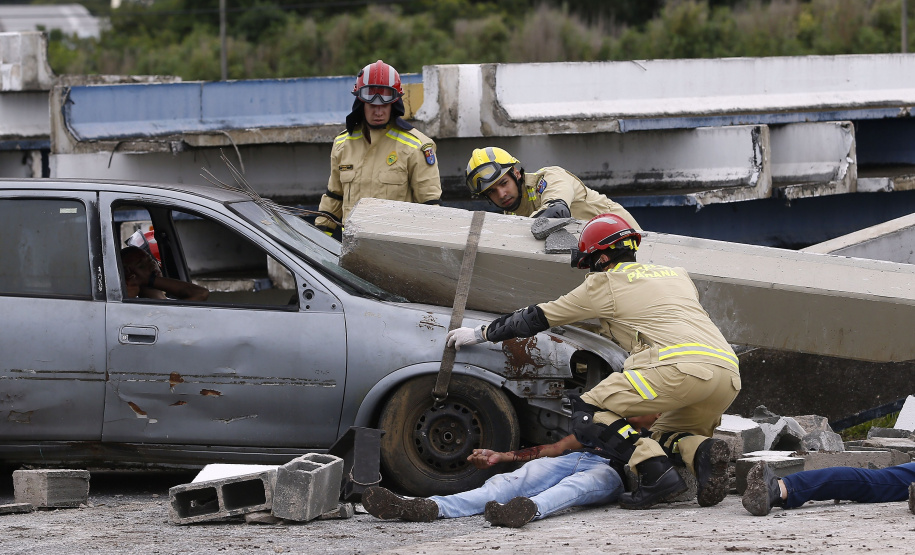 Simulado de cena encerra treinamento da Força Nacional do SUS no Paraná