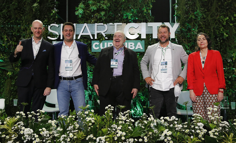 O governador Carlos Massa Ratinho Junior participou nesta quinta feira, da abertura do Smart City Curitiba, edição brasileira da maior rede mundial de eventos sobre cidades inteligentes.