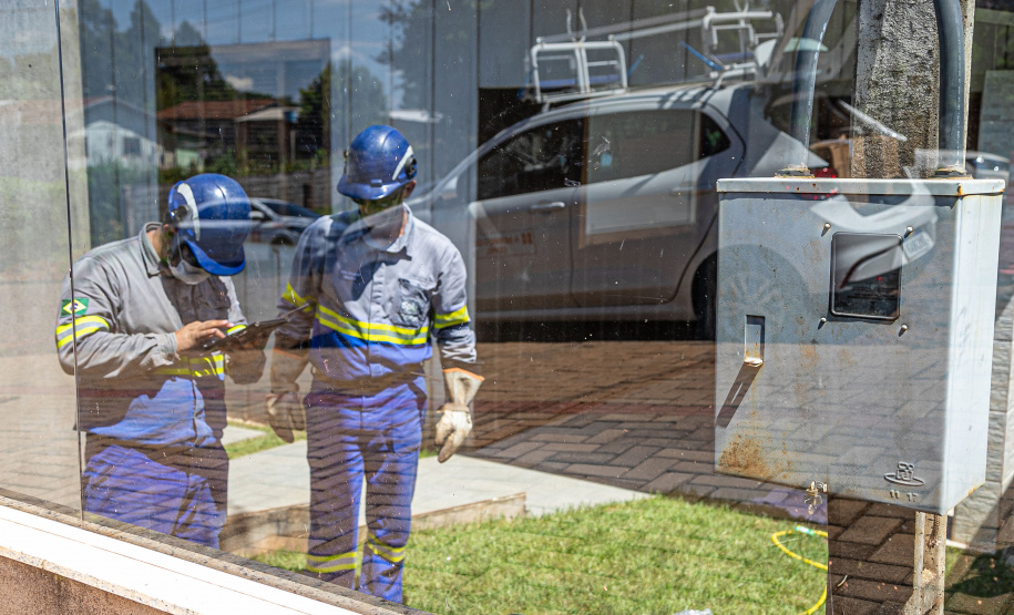 Rede elétrica inteligente da Copel chega a mais sete municípios do Centro-Sul